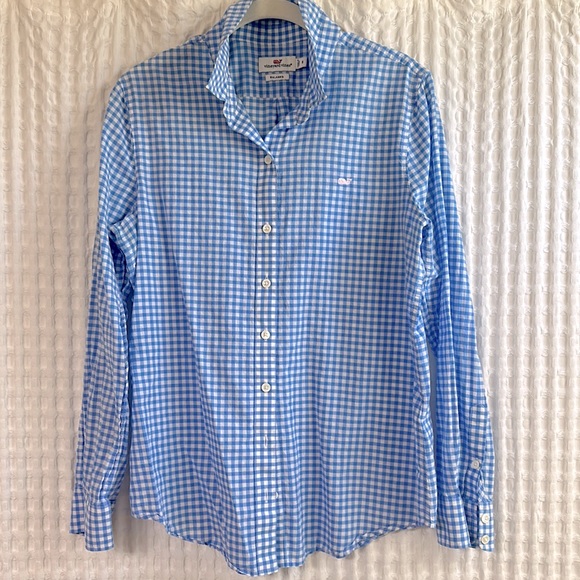 Vineyard Vines ladies relaxed button down - Picture 1 of 4